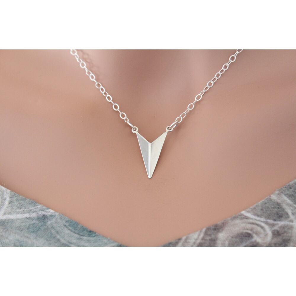 Sterling Silver 3D Arrow Connector Necklace, Dimensional Arrow Necklace